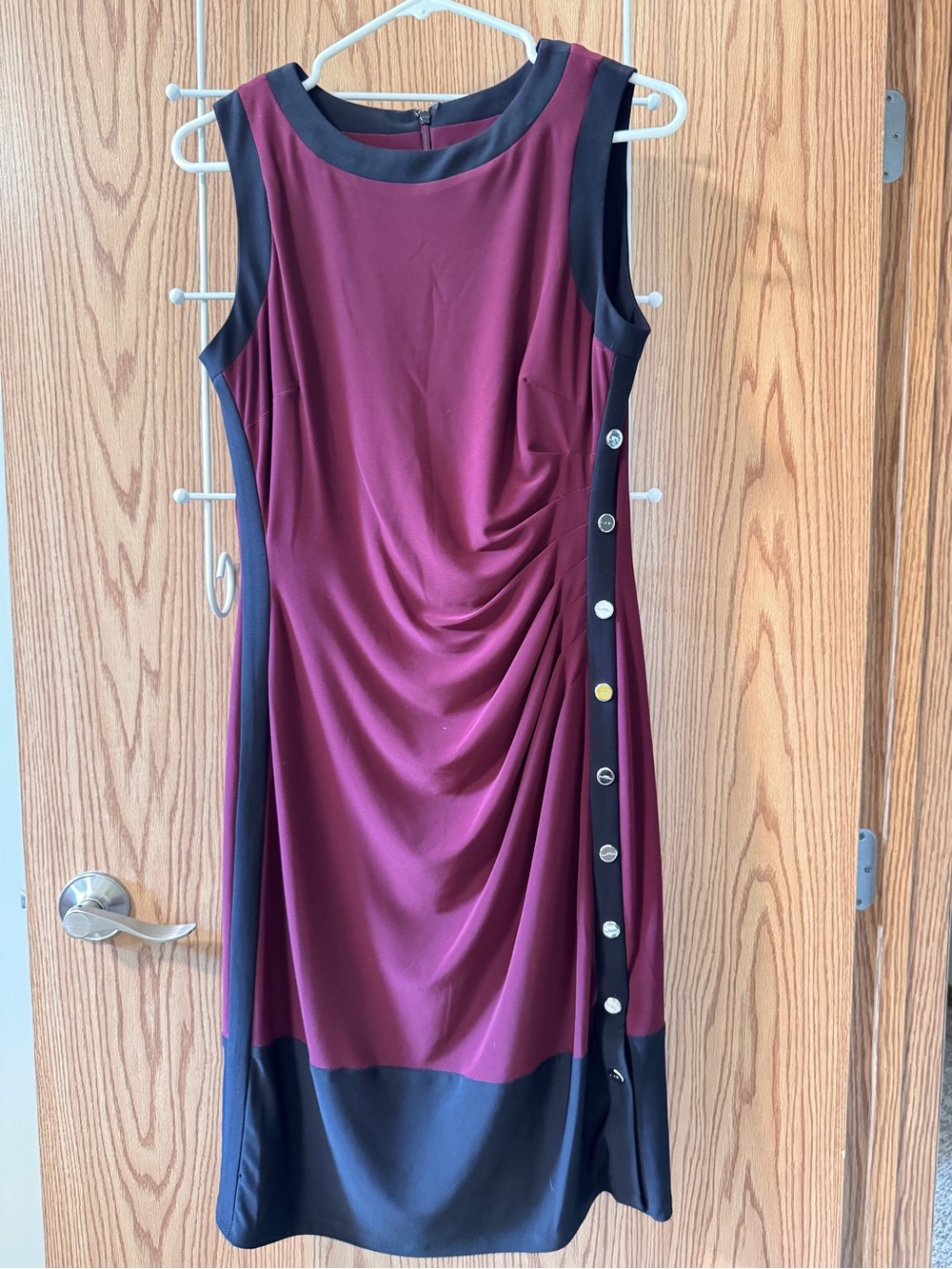 Lauren Ralph Lauren Burgundy Black Ruched Midi Dress L-RL Buttons